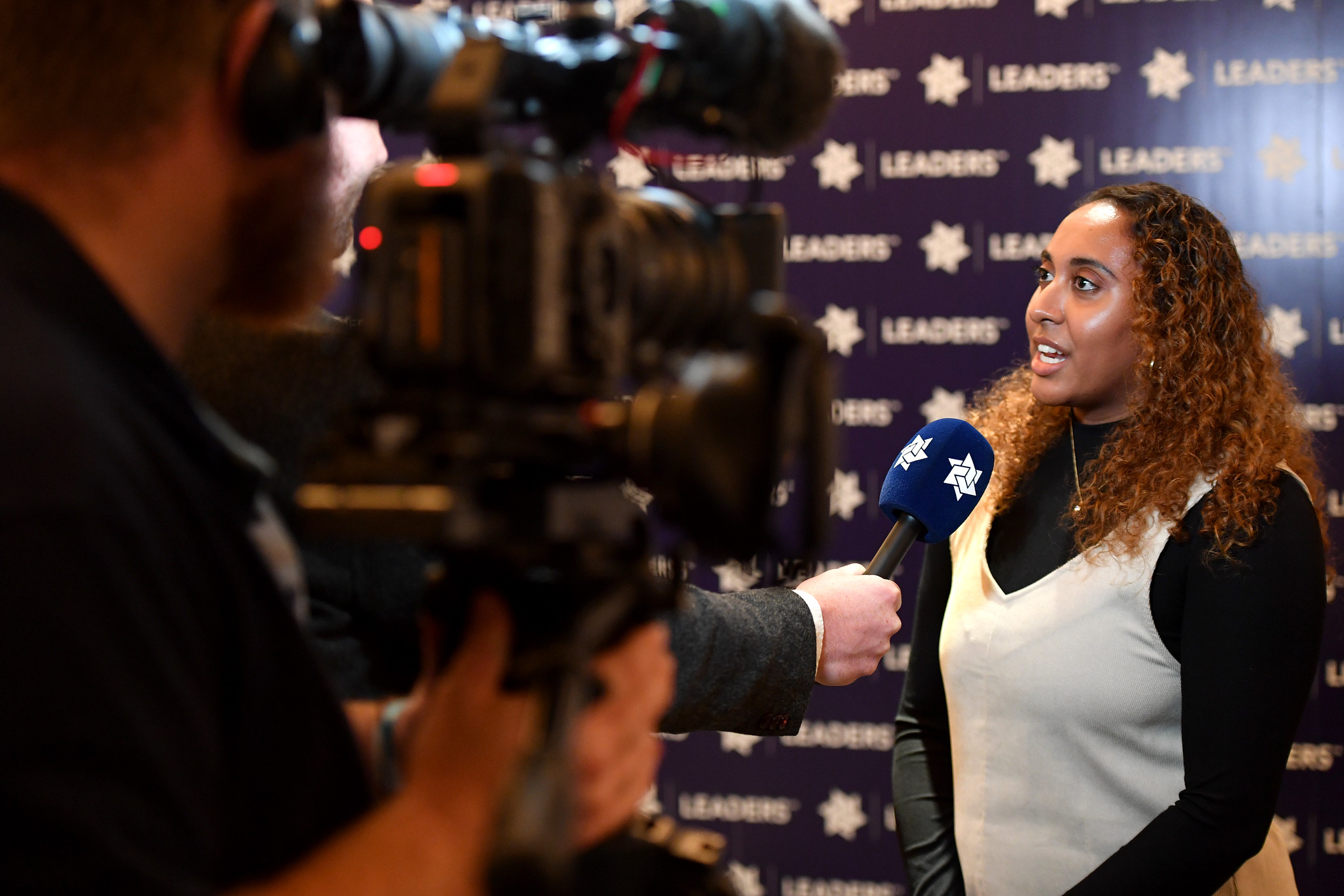 quote component background